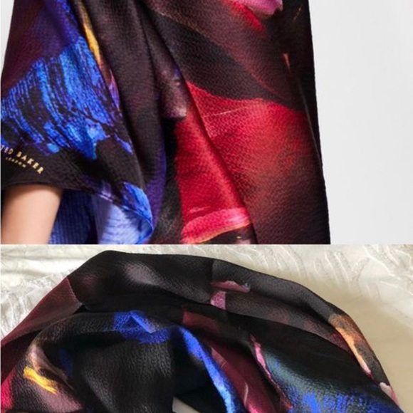 💕HOST PICK💕 Ted Baker Impressionist Bloom Cape Scarf - Picture 6 of 16